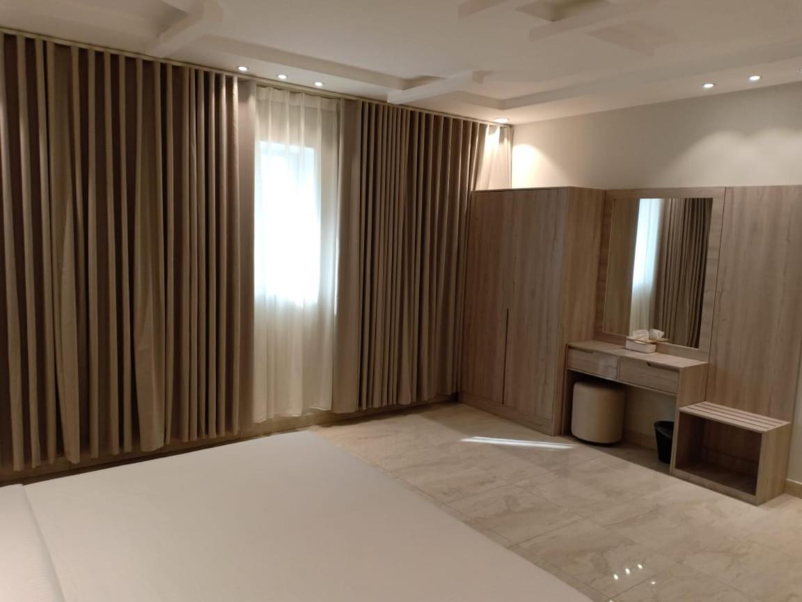 Dorm Story For Apartment *