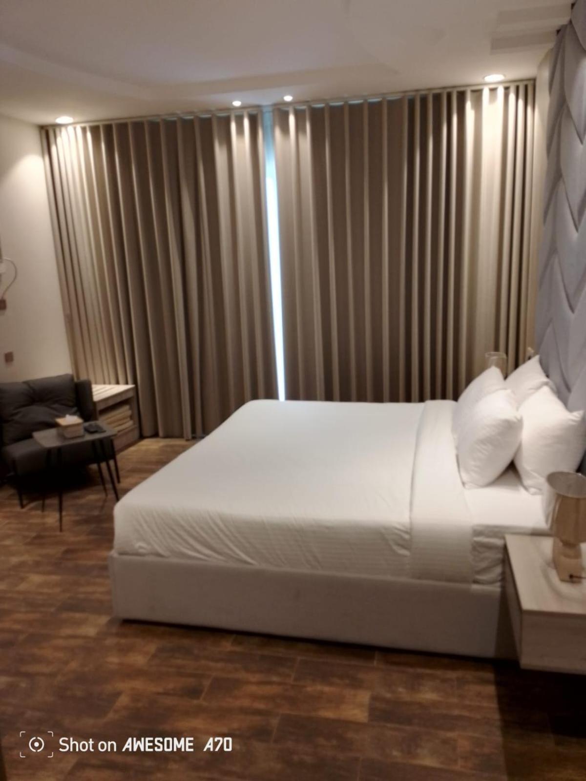 Dorm Story For